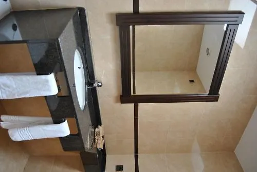 Отель El Eden Эль-Эхидо